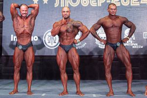 СLASSIC PHYSIQUE +178